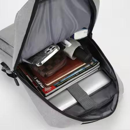 SLX Sport monitoimireppu musta – USB-liitäntä ja kannettavan tasku